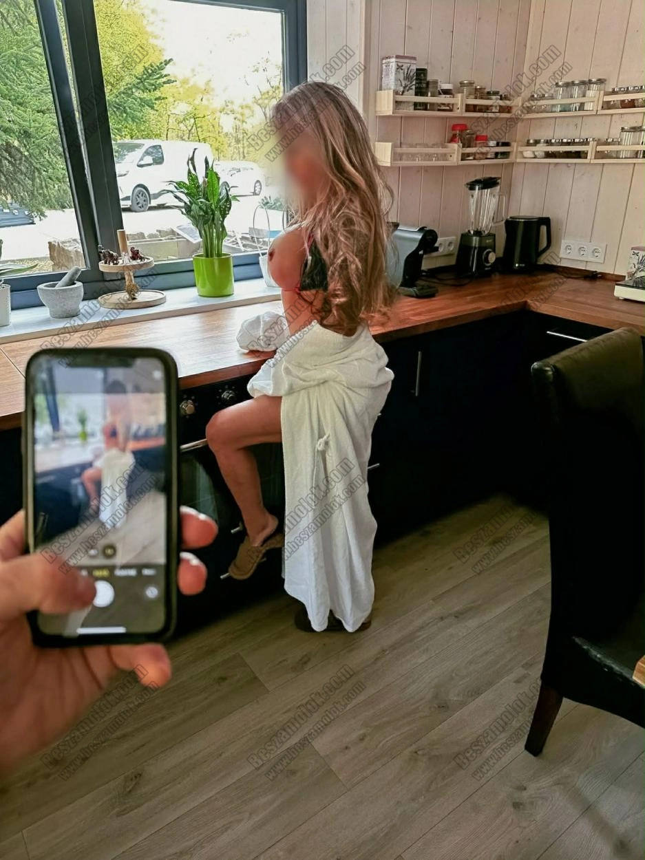 Jázmin oralszexpartner kepes profil - oralszexpartner.hu Jázmin - +36 70 244 2885 - oralszexpartner foto
